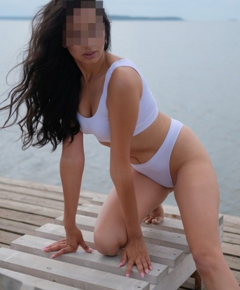 Проститутка Нелия